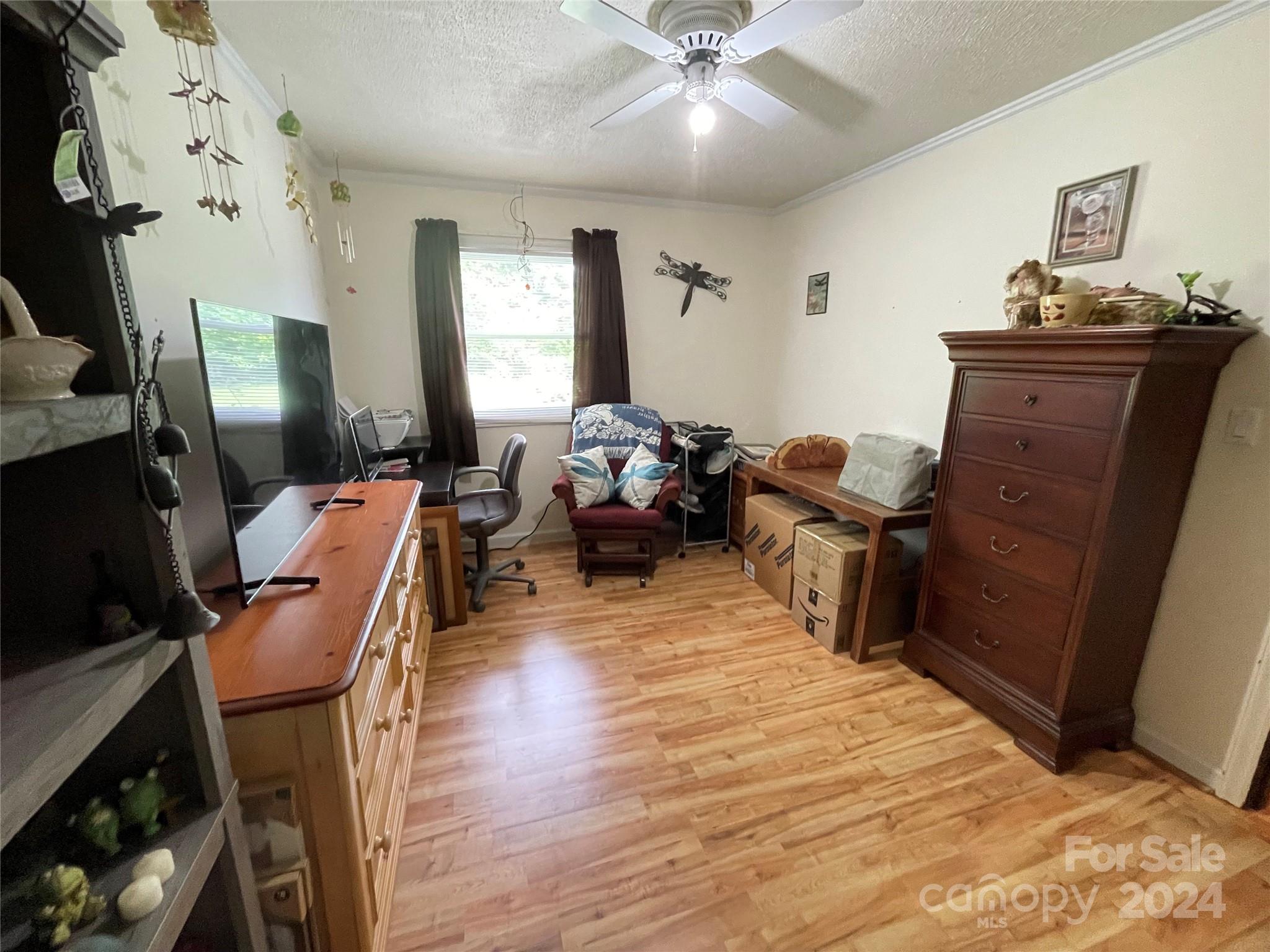 3063 Rocky Road Lenoir, NC 28645 - Photo 7 of 11 a living room with furniture