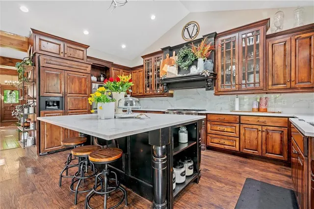 $1,150,000 | 18410 Northeast 130th Street, Kearney, MO 64060