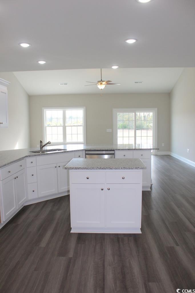 954 Log Cabin Road Loris, SC 29569 - Photo 7 of 33 Gallery Image 7