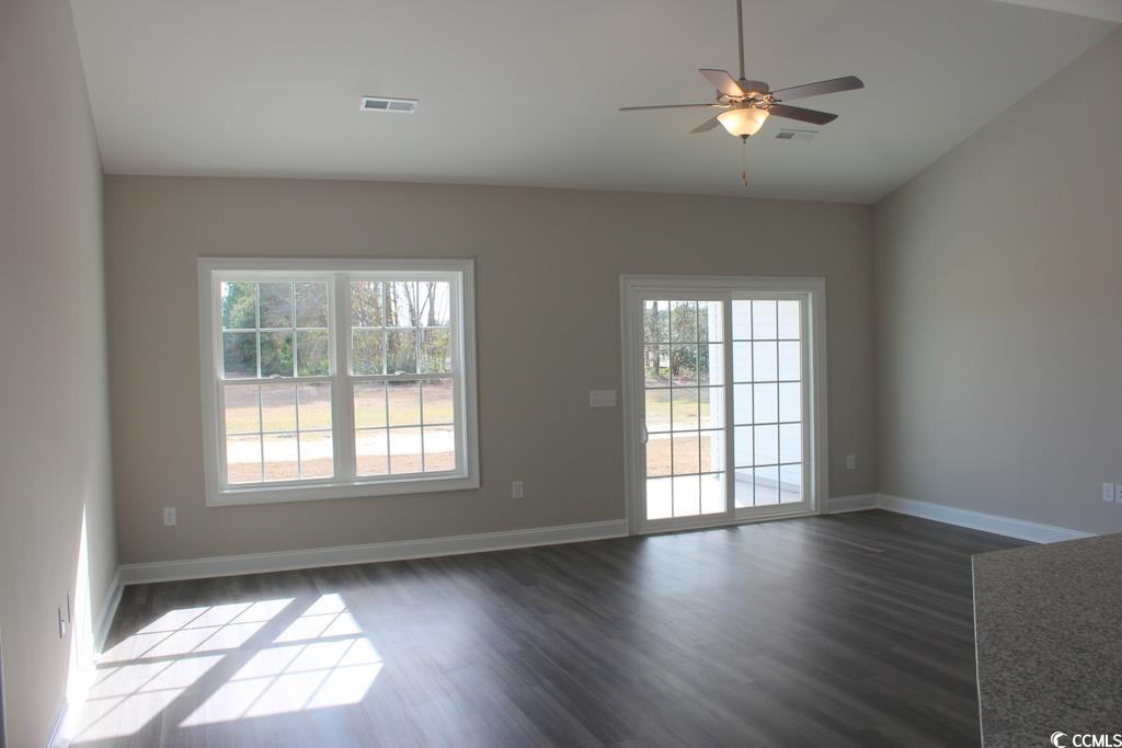 954 Log Cabin Road Loris, SC 29569 - Photo 9 of 33 Gallery Image 9