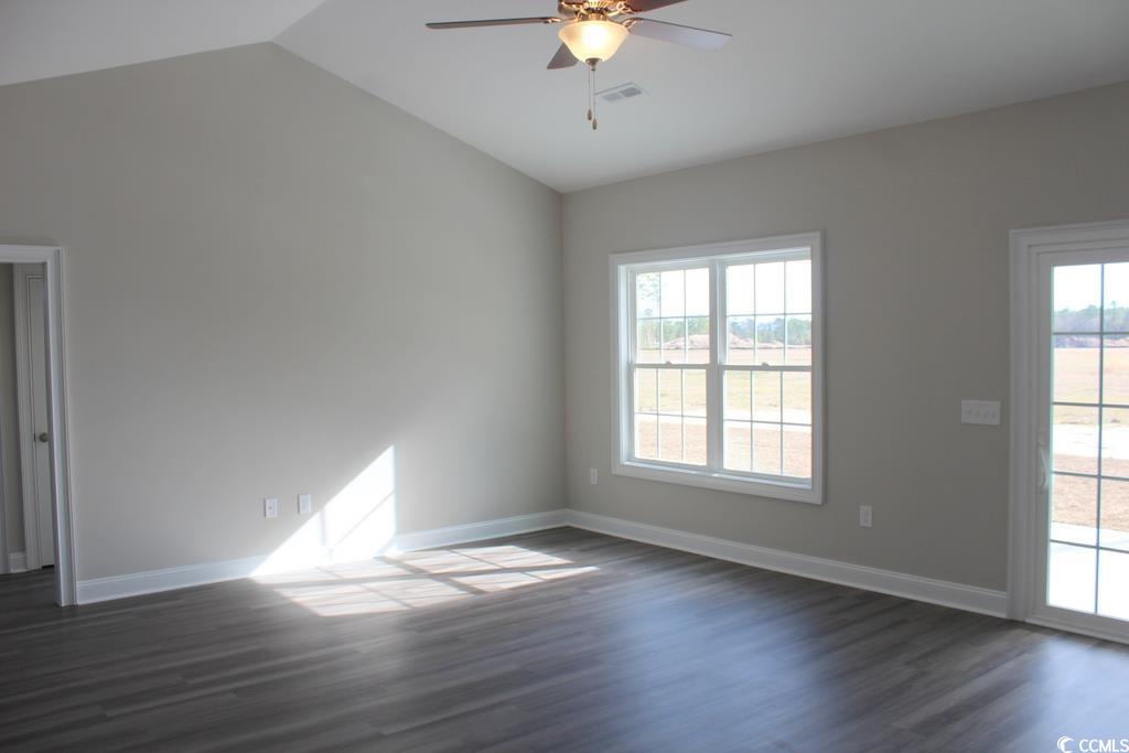 954 Log Cabin Road Loris, SC 29569 - Photo 10 of 33 Gallery Image 10