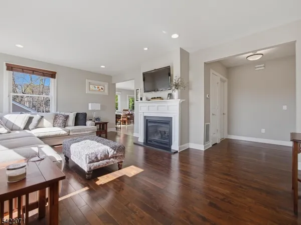 $3,335 | 217 Prospect Street, Unit B, Westfield, NJ 07090