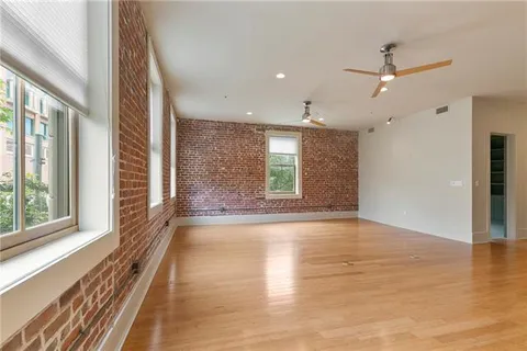 $775,000 | 801 St Joseph Street, Unit 7, New Orleans, LA 70113