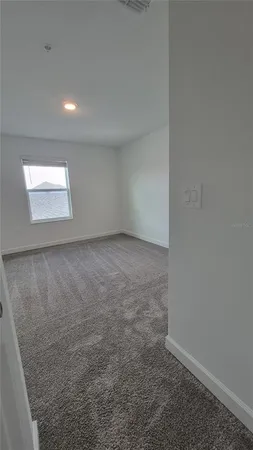 a view of empty room with window