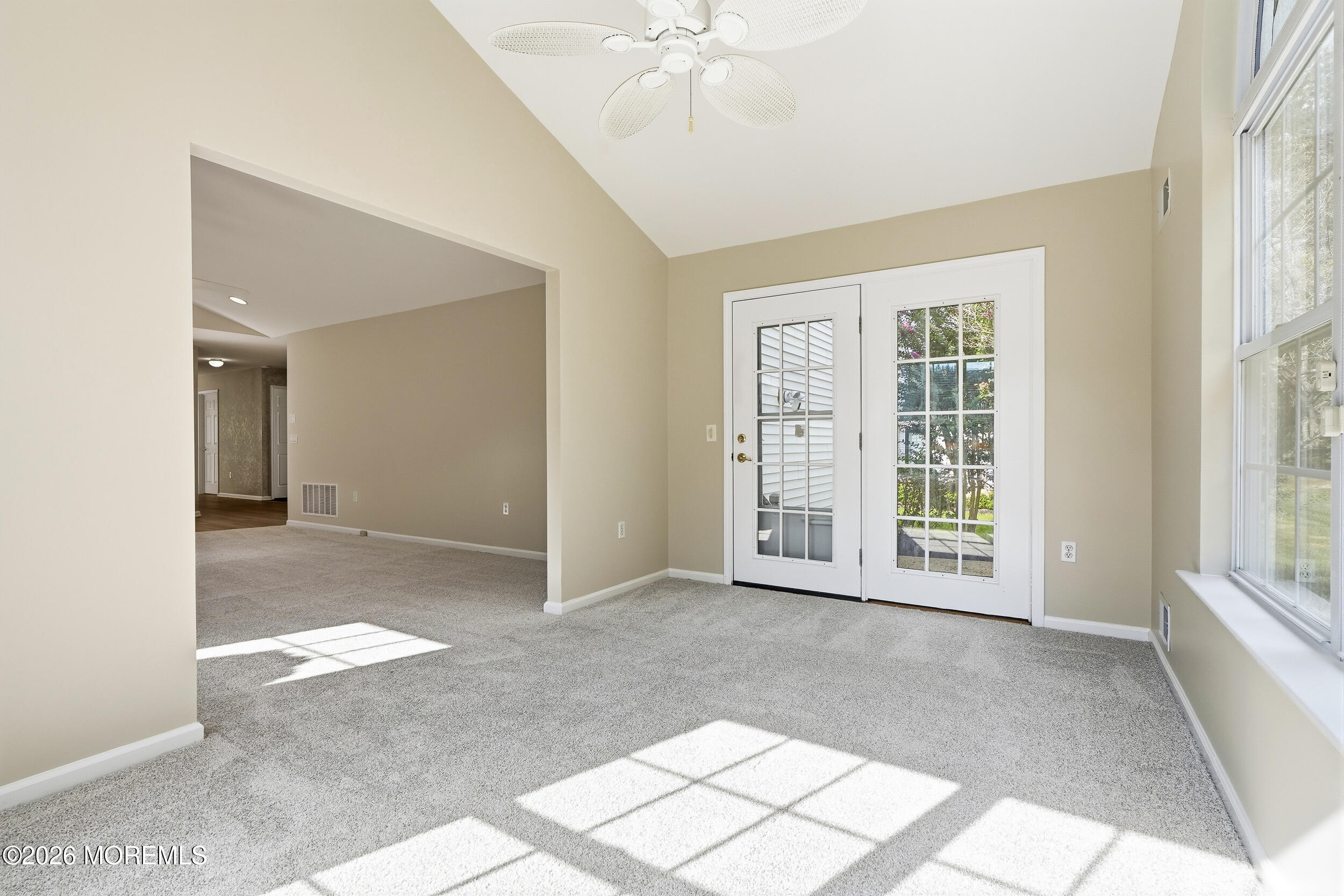 9 Sandhurst Road Lakewood, NJ 08701 - Photo 23 of 52 029