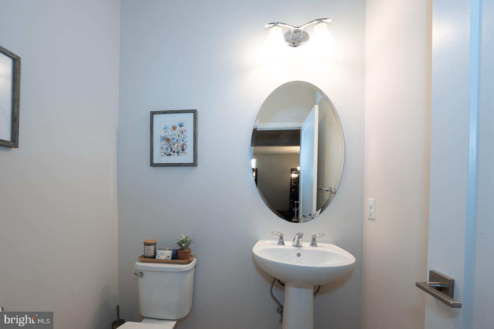 724 Switchman Road Media, PA 19063 - Photo 26 of 70 a bathroom with a toilet sink and mirror