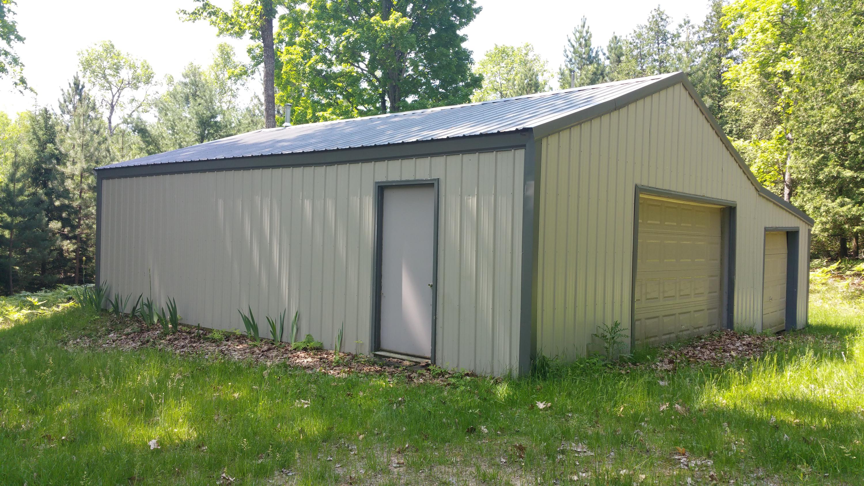 8905 West Mccollum Lake Road Curran, MI 48728 - Photo 4 of 38 Gallery Image 4