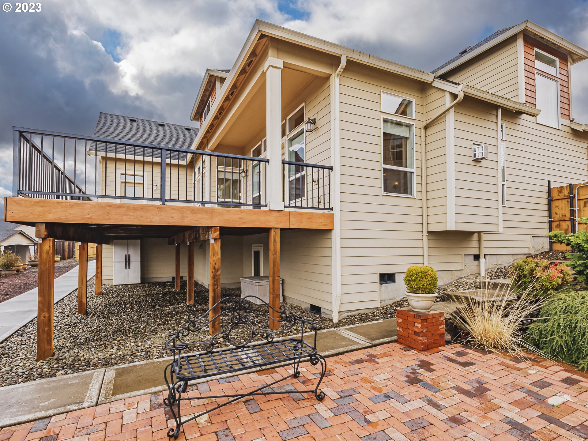 931 North 11th Place Ridgefield, WA 98642 - Photo 3 of 31