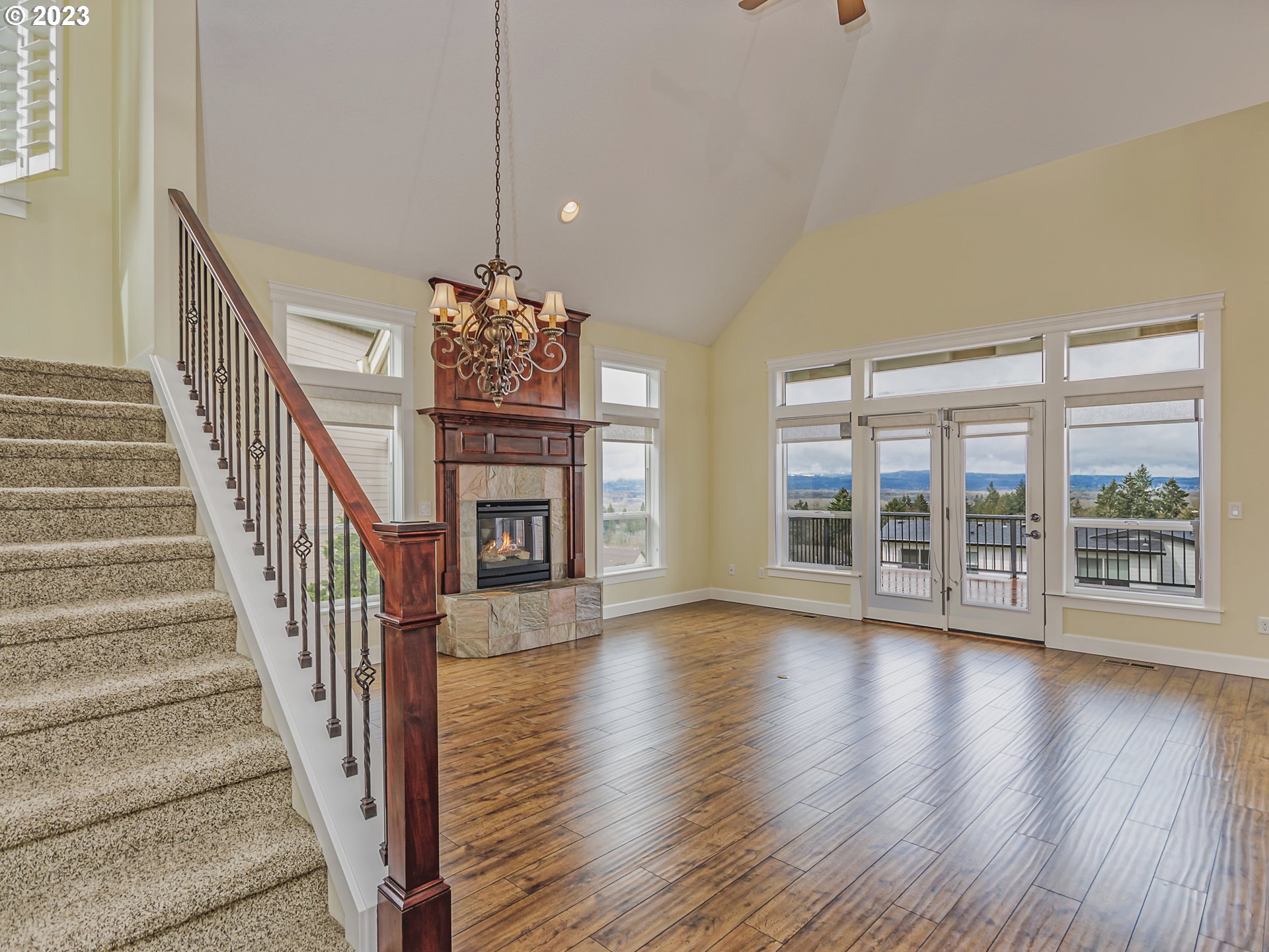 931 North 11th Place Ridgefield, WA 98642 - Photo 6 of 31 a view of an entryway with wooden floor