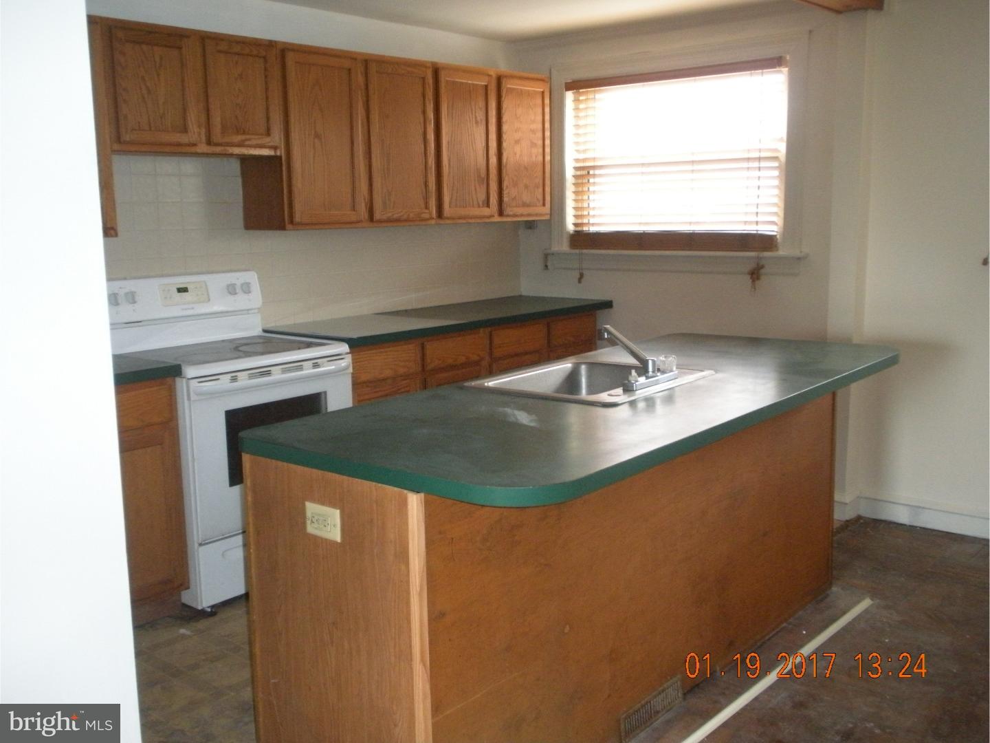 63 Madison Drive Newark, DE 19711 - Photo 3 of 11