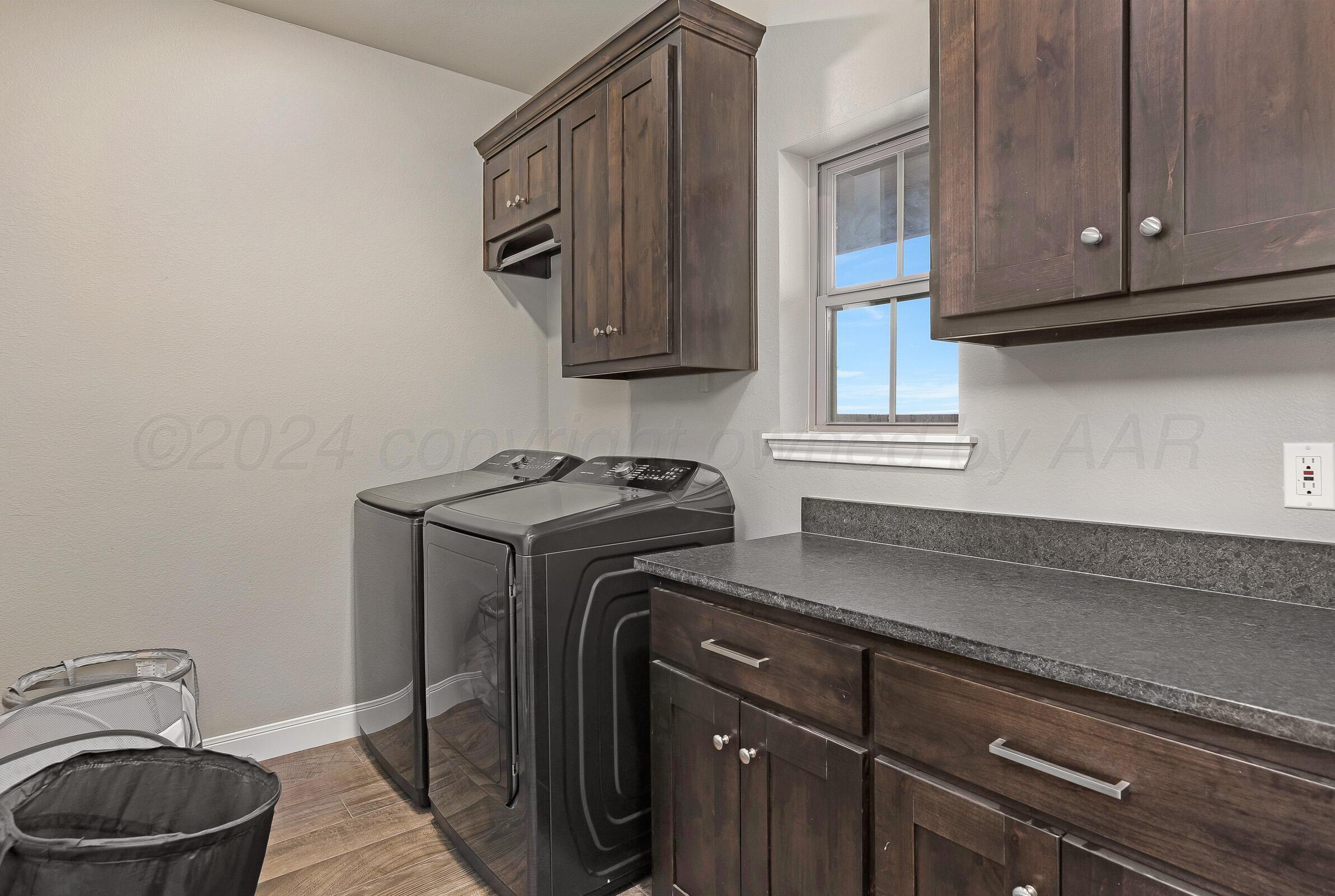 17200 Stone Creek Road Amarillo, TX 79124 - Photo 19 of 32 021_Utility Room