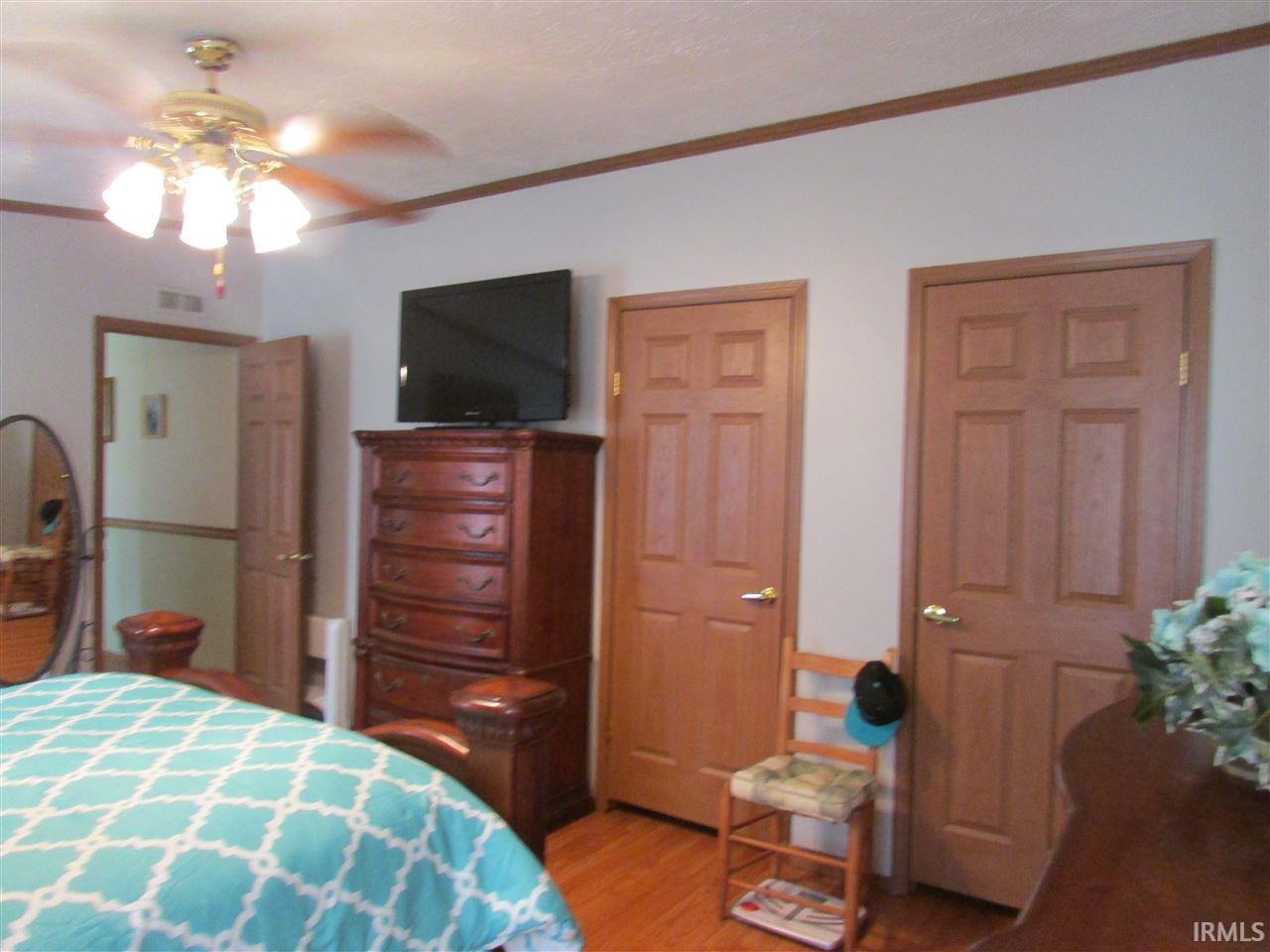 489 Woodville Road Mitchell, IN 47446 - Photo 19 of 36 Gallery Image 19