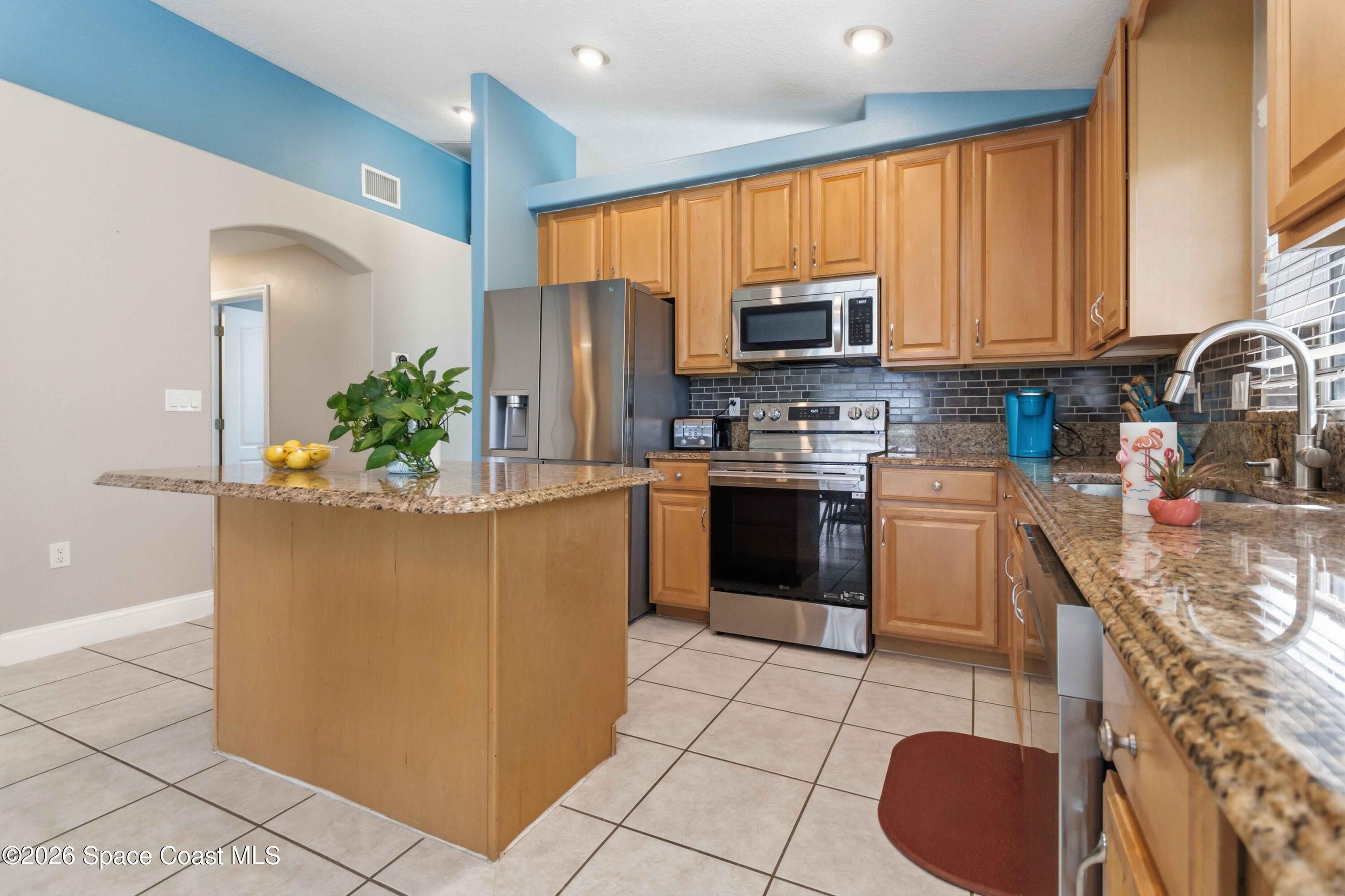 1415 Modoc Circle Melbourne, FL 32934 - Photo 10 of 37 017