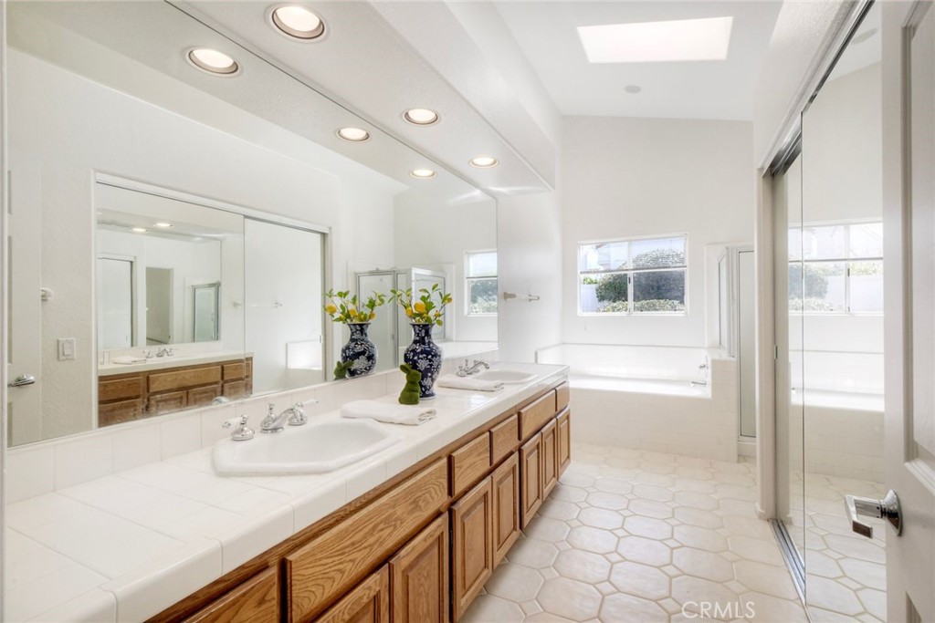 4993 Lamia Way Oceanside, CA 92056 - Photo 17 of 37