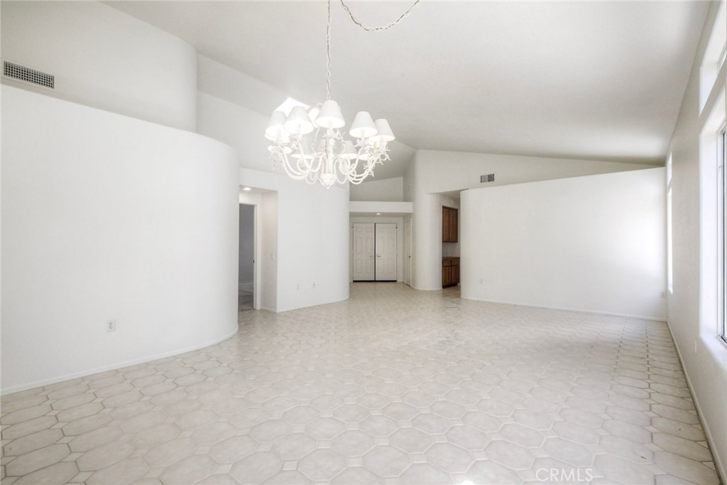 4993 Lamia Way Oceanside, CA 92056 - Photo 6 of 37