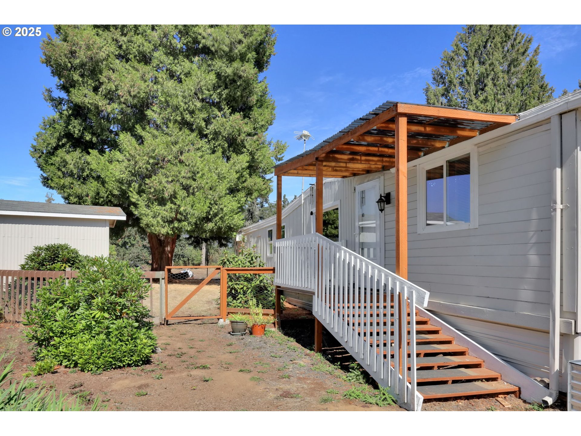 1125 58th Street, Unit 96 Springfield, OR 97478 - Photo 2 of 28