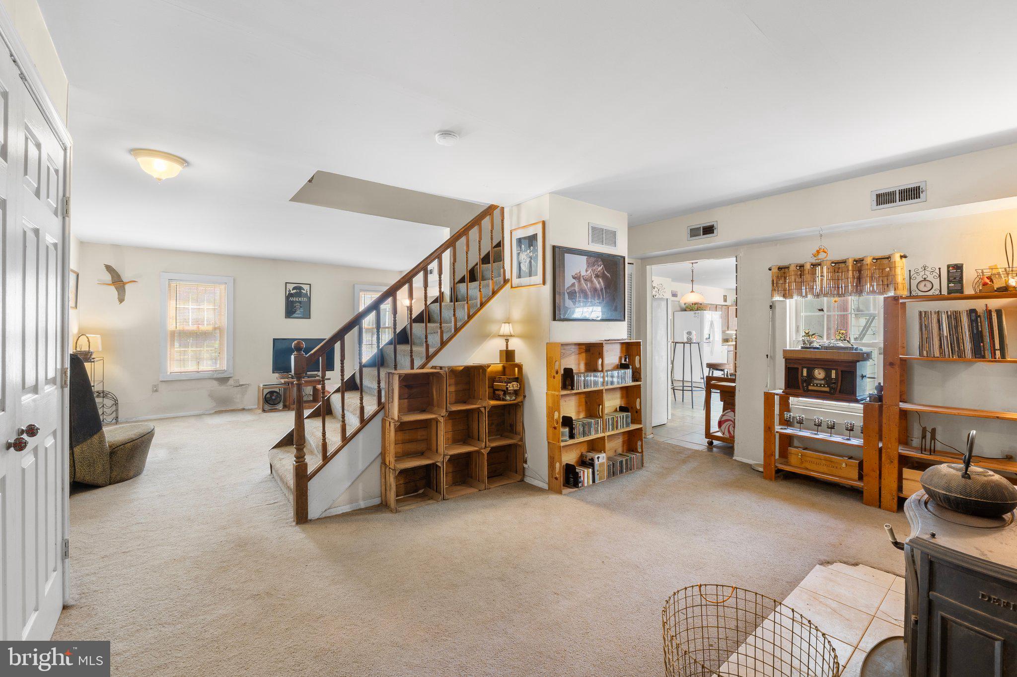 15921 Frederick Road Woodbine, MD 21797 - Photo 19 of 41 Inviting space with charming staircase.