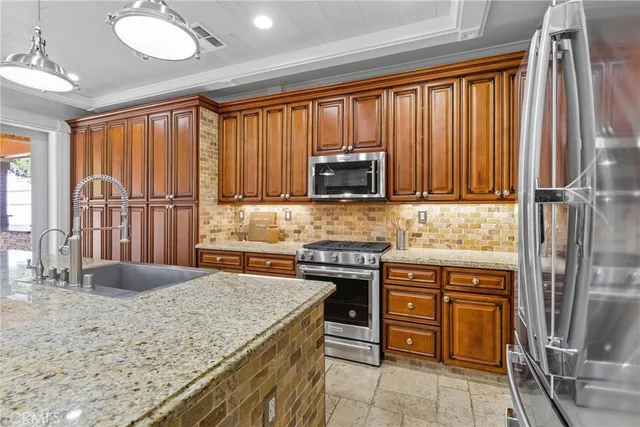 $1,350,000 | 7003 Monaco Parkway, Orange, CA 92867