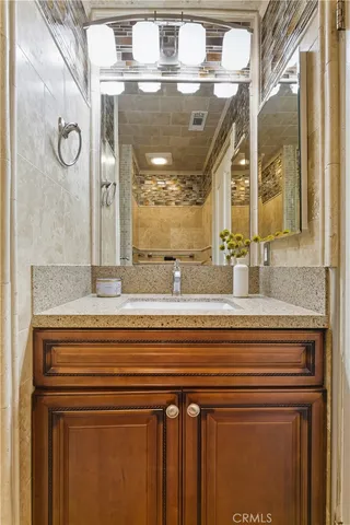 $1,350,000 | 7003 Monaco Parkway, Orange, CA 92867