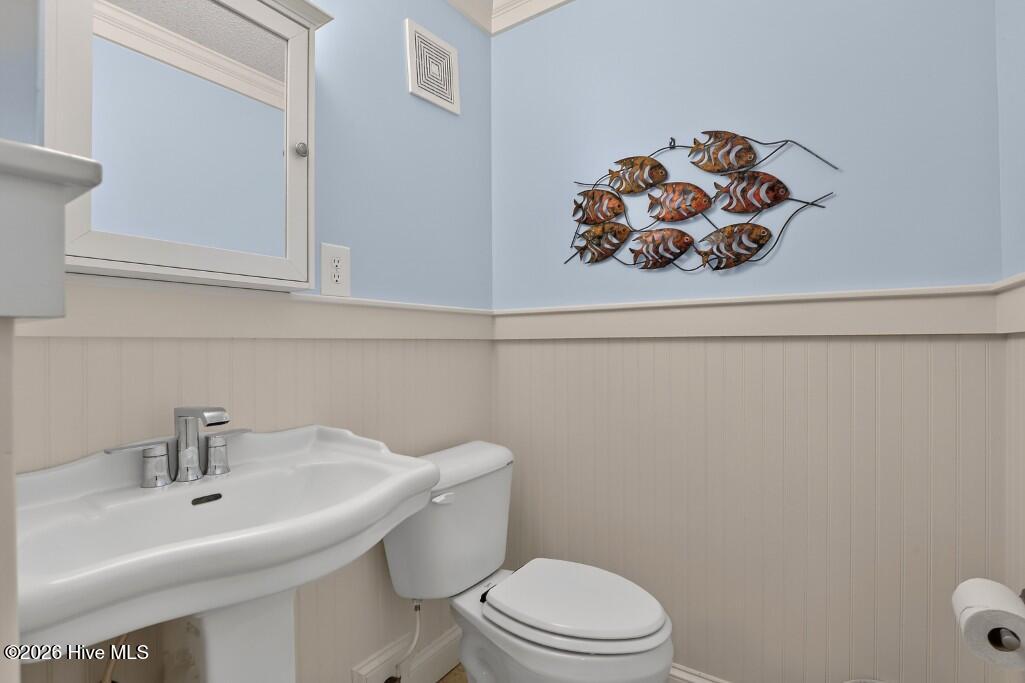 10300 Coast Guard Road, Unit A211 Emerald Isle, NC 28594 - Photo 16 of 24 Gallery Image 16