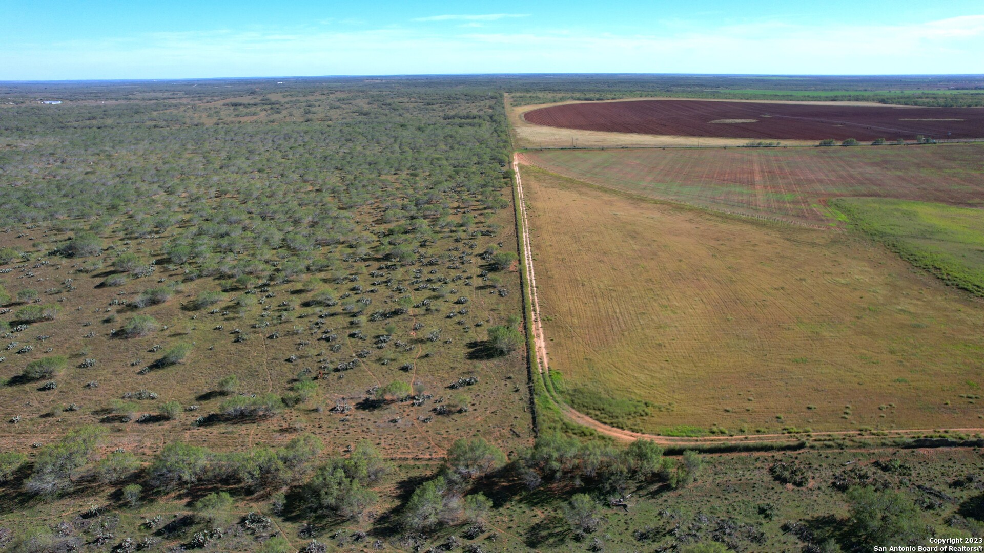 1913 County Road 3000 Pearsall, TX 78061 - Photo 21 of 38 a bathroom with a shower