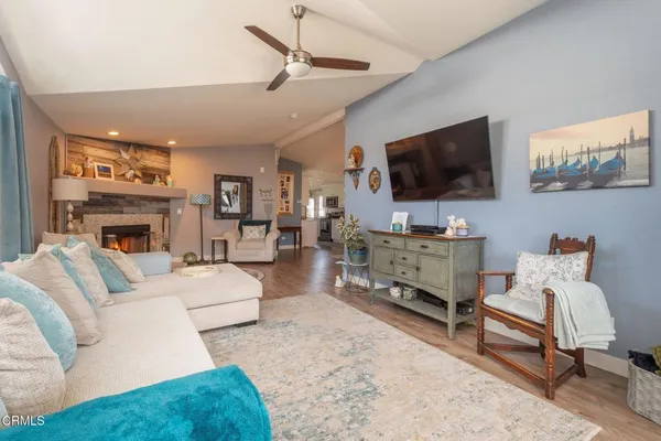 $375,000 | 10685 Blackburn Place, Unit 38, Ventura, CA 93004