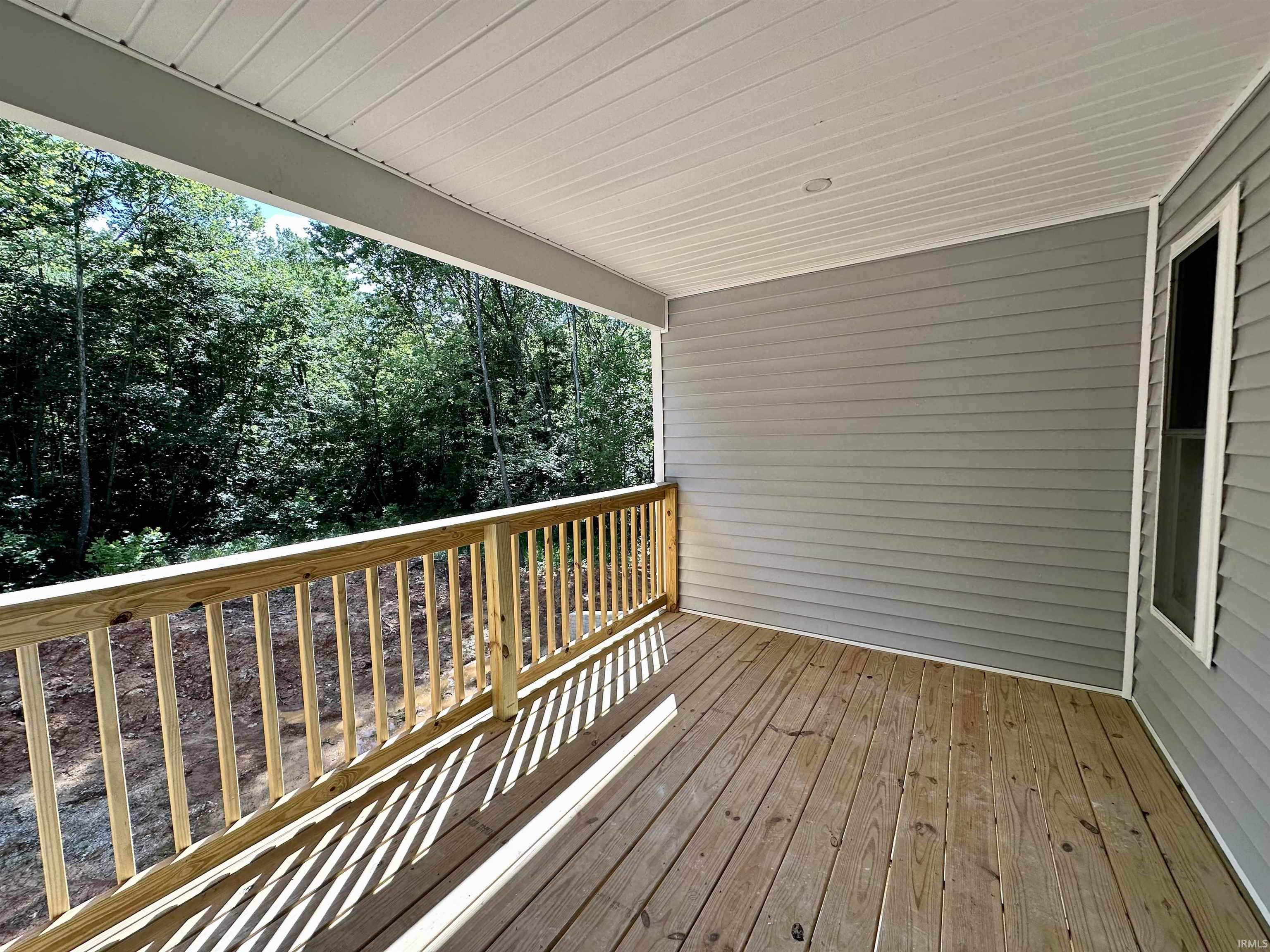 223 Kings Way Bedford, IN 47421 - Photo 16 of 18 Gallery Image 16
