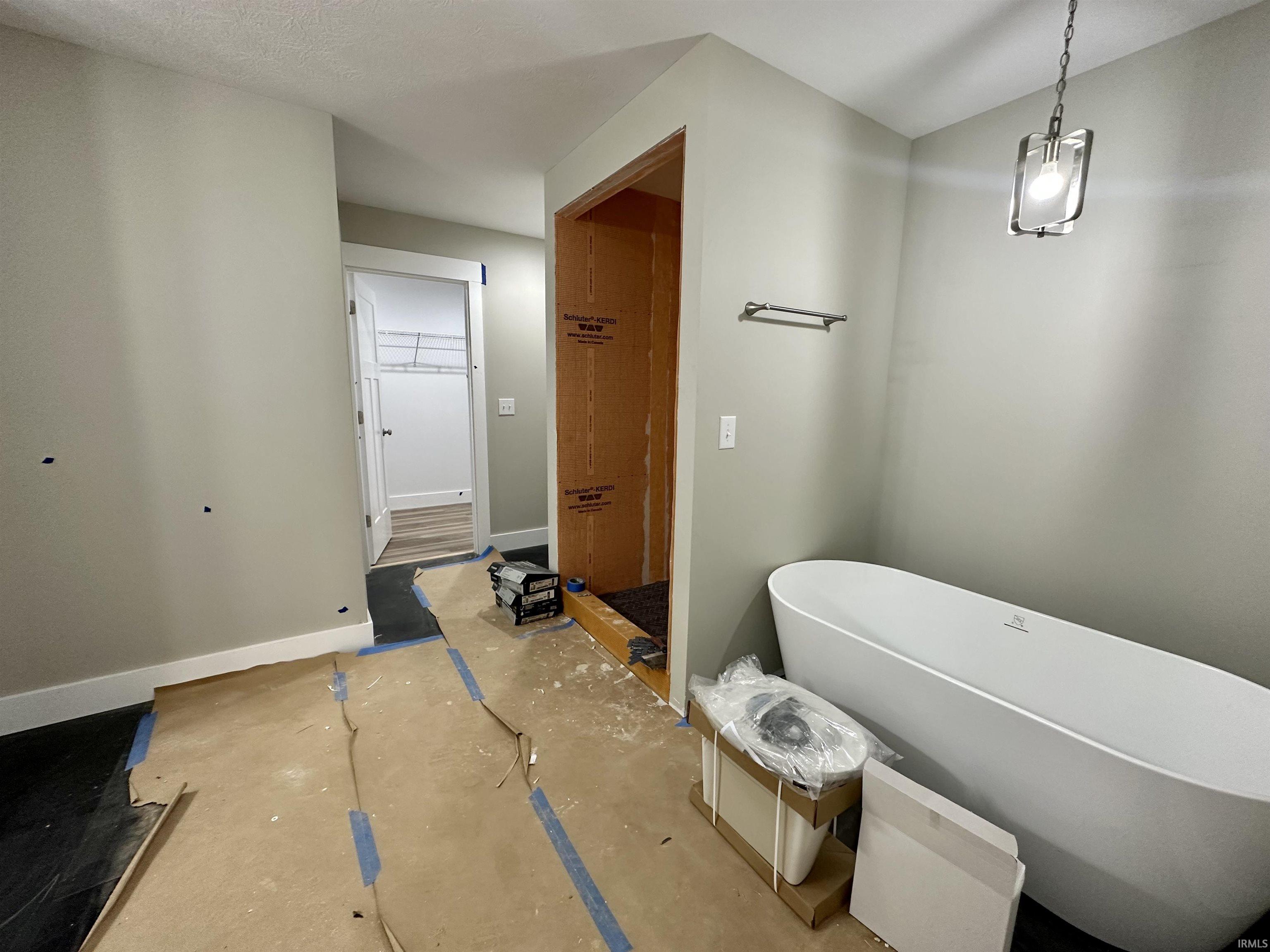 223 Kings Way Bedford, IN 47421 - Photo 9 of 18 Gallery Image 9