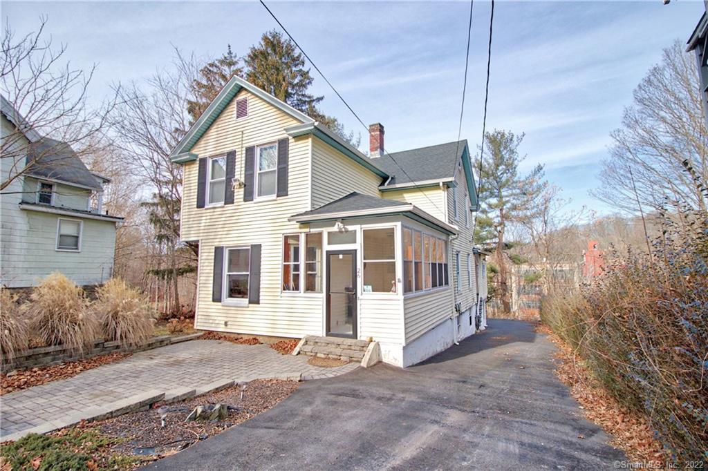 26 Sunset Avenue Waterbury, CT 06708 - Photo 1 of 1 Gallery Image 1