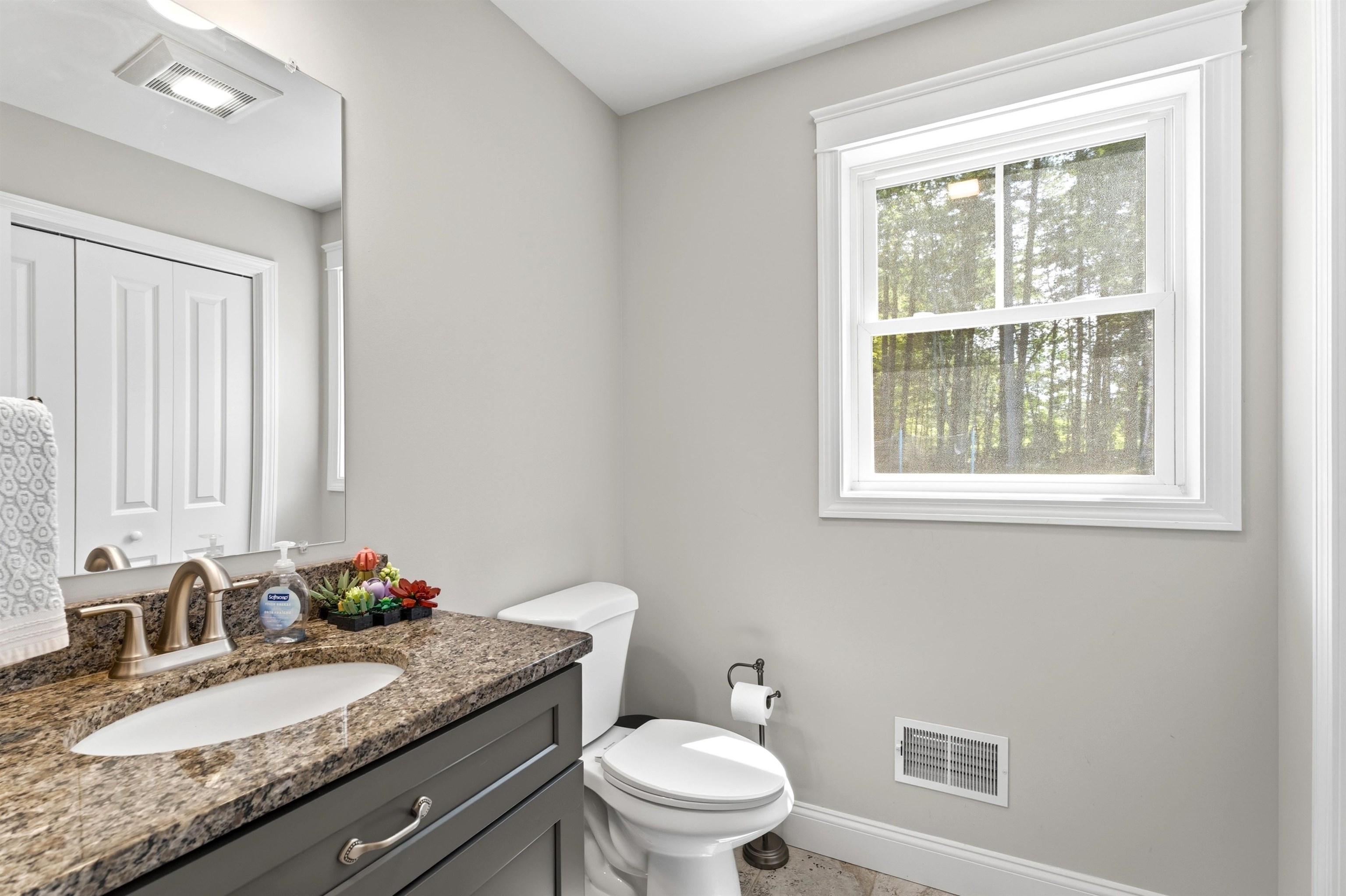 26 Swamp Road Epsom, NH 03234 - Photo 14 of 33 Gallery Image 14