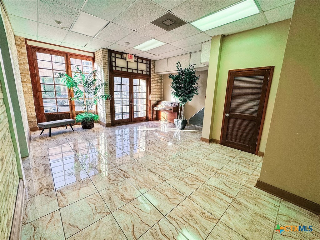 202 East Forrest Street Victoria, TX 77901 - Photo 23 of 47