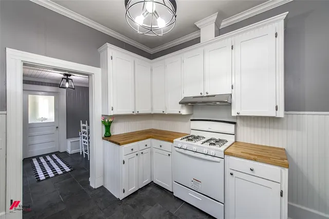 a view of a livingroom with furniture and window