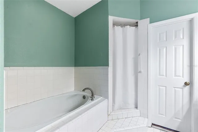 $699,000 | 81 North Carol Avenue, Mascotte, FL 34753