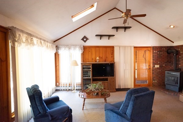 369 State Road Templeton, MA 01436 - Photo 3 of 34