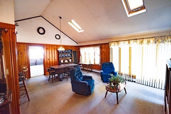 369 State Road Templeton, MA 01436 - Photo 4 of 34