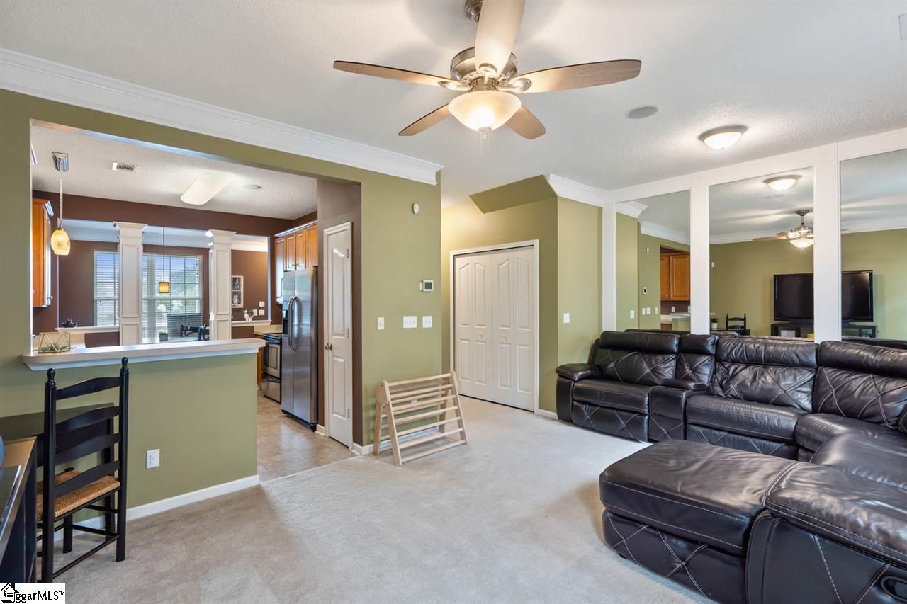 3 Stratus Court Greer, SC 29650 - Photo 6 of 21 Gallery Image 6