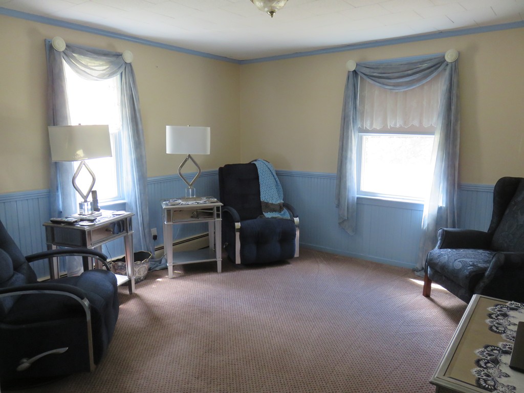 319 Pleasant Street Dunstable, MA 01827 - Photo 14 of 30