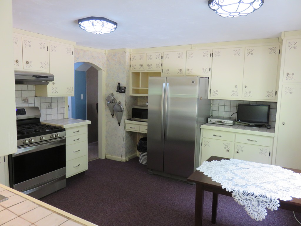 319 Pleasant Street Dunstable, MA 01827 - Photo 10 of 30