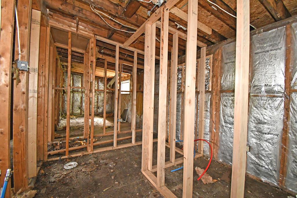 405 Upper Road Pittsburgh, PA 15228 - Photo 20 of 26 Gallery Image 20