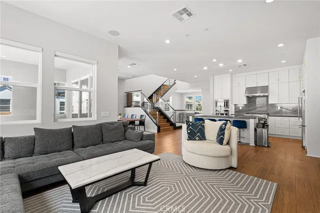 $1,895,000 | 200 Newton, Lake Forest, CA 92630