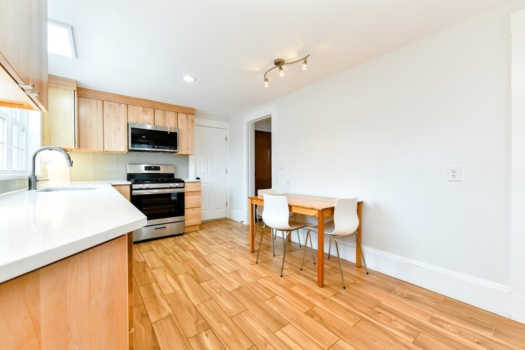 4 Ridge Avenue Dedham, MA 02026 - Photo 22 of 39 Gallery Image 22