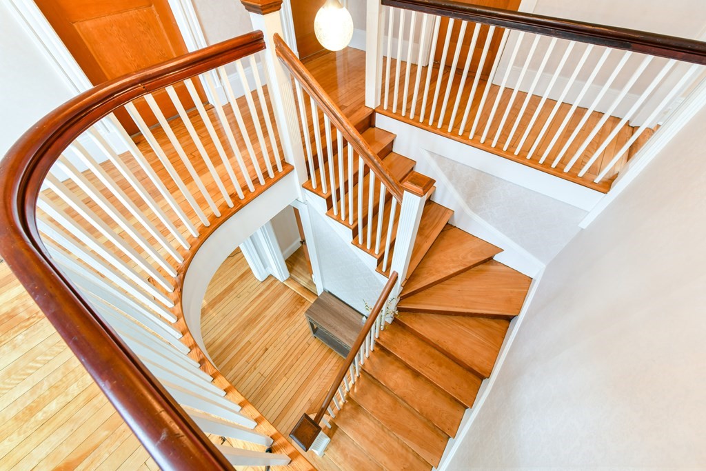 4 Ridge Avenue Dedham, MA 02026 - Photo 27 of 39 Gallery Image 27