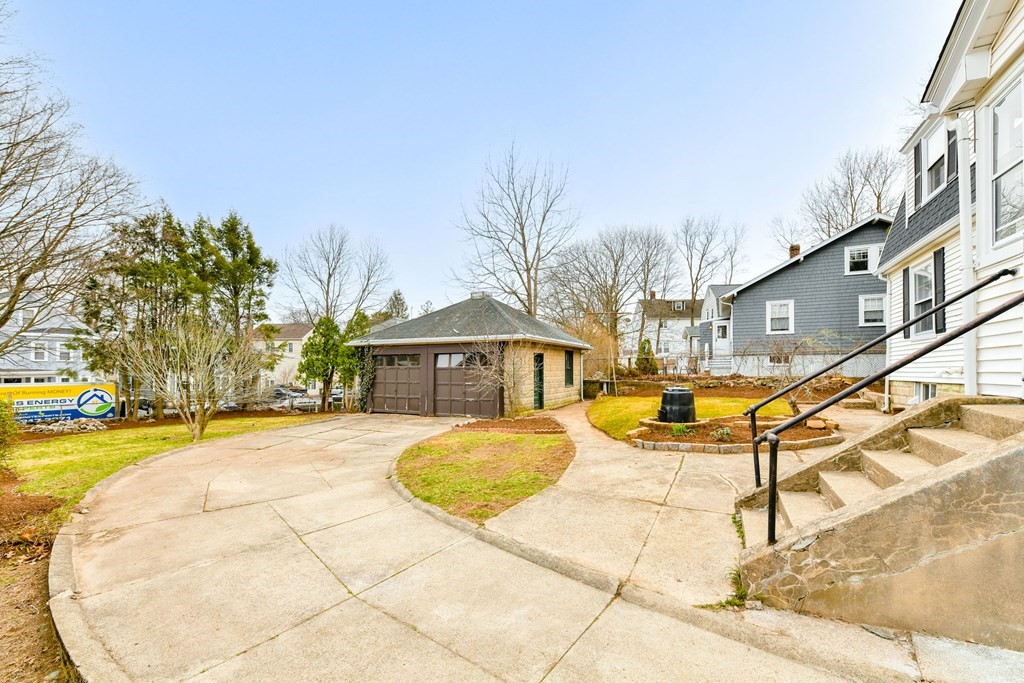 4 Ridge Avenue Dedham, MA 02026 - Photo 5 of 39 Gallery Image 5