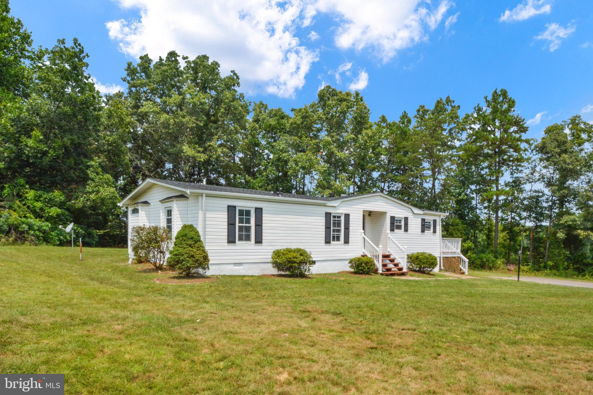 6789 Courthouse Road Louisa, VA 23093 - Photo 1 of 27