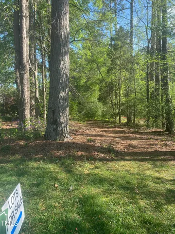 $140,000 | 220 Curlew Drive, Chapel Hill, NC 27517