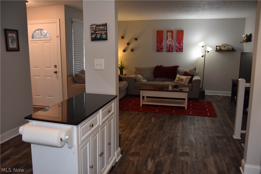 4337 Valleyside Road Cleveland, OH 44135 - Photo 13 of 25 Gallery Image 13
