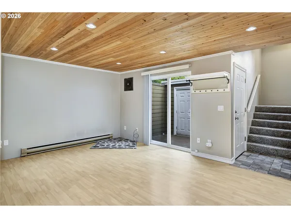 $134,500 | 1640 Village Park Place, West Linn, OR 97068