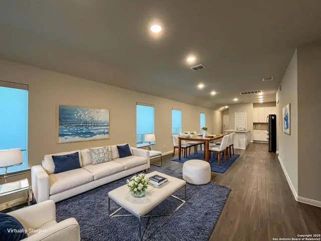 $1,850 | 15015 Homing Meadow, San Antonio, TX 78253