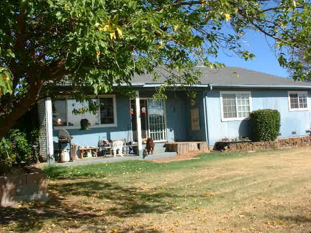 17563 Happy Hills Road Anderson, CA 96007 - Photo 2 of 5 back view