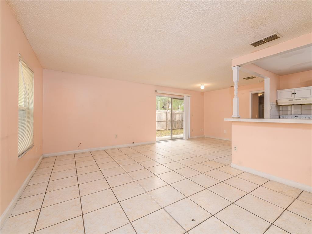 8702 Fish Lake Road Tampa, FL 33619 - Photo 5 of 38 Gallery Image 5